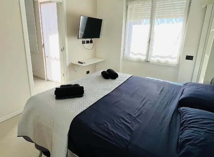 Pericle 5 Apartment
