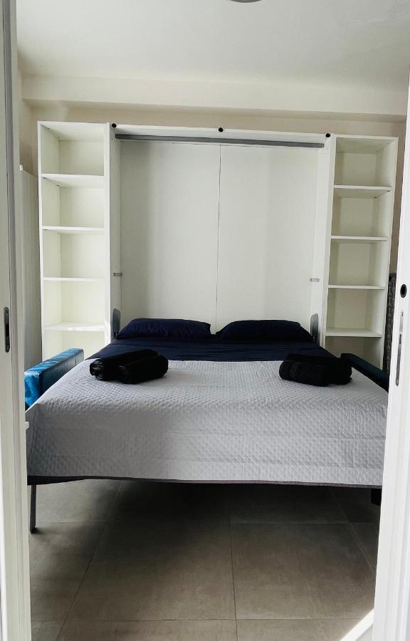 Appartement Pericle 5 *